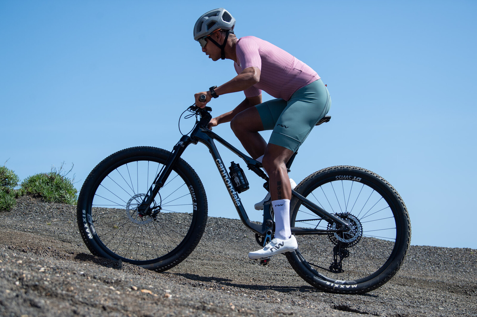 Northwave Launches the Extreme X - A Premium XC Clipless Shoe Northwave Launches the Extreme X - A Premium XC Clipless Shoe